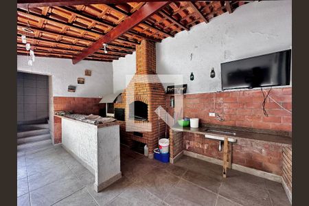 Casa à venda com 248m², 4 quartos e 2 vagasChurrasqueira