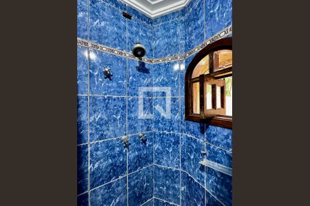 Casa à venda com 248m², 4 quartos e 2 vagasBanheiro Social