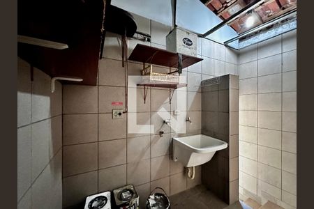 Casa à venda com 248m², 4 quartos e 2 vagasÁrea de Serviço