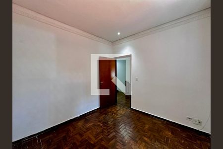 Casa à venda com 248m², 4 quartos e 2 vagasQuarto 3
