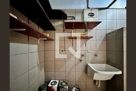 Casa à venda com 248m², 4 quartos e 2 vagasÁrea de Serviço