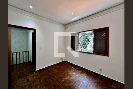 Casa à venda com 248m², 4 quartos e 2 vagasQuarto 3