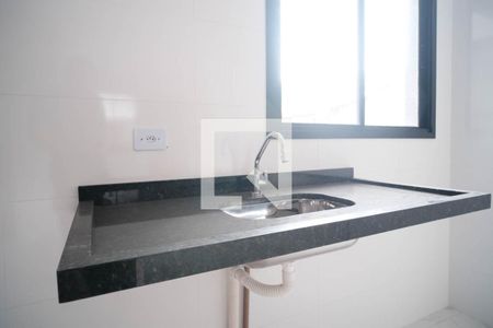 Sala/Cozinha de apartamento para alugar com 2 quartos, 43m² em Vila Guilhermina, São Paulo