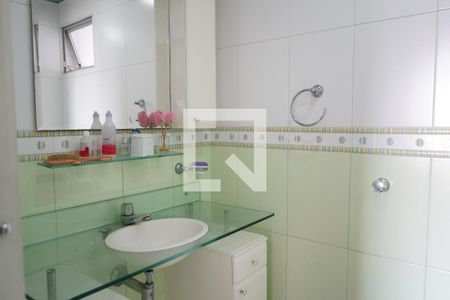 Apartamento à venda com 60m², 2 quartos e 2 vagasBanheiro