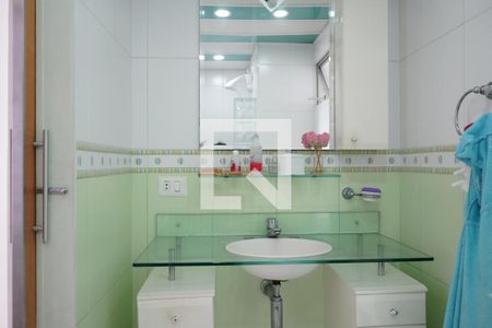 Apartamento à venda com 60m², 2 quartos e 2 vagasBanheiro