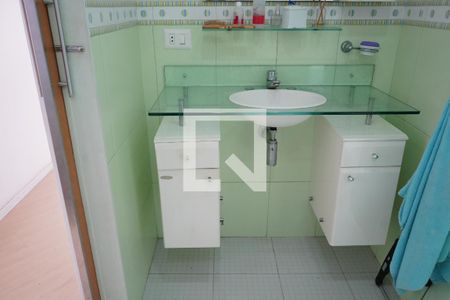 Apartamento à venda com 60m², 2 quartos e 2 vagasBanheiro