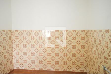 Casa à venda com 170m², 3 quartos e 2 vagascasa  2- cozinha 2