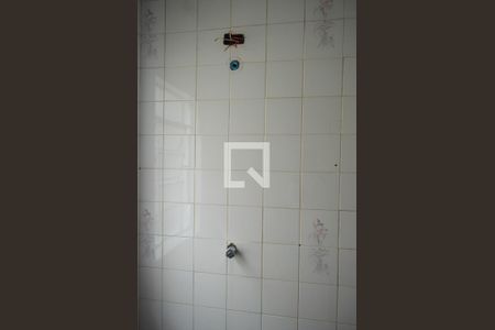 Casa à venda com 170m², 3 quartos e 2 vagasBanheiro