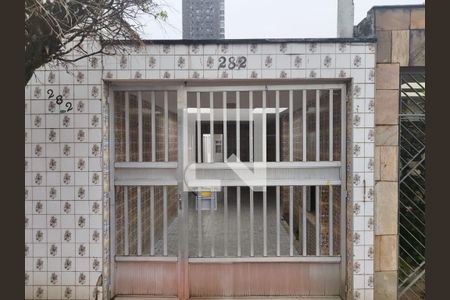 Casa à venda com 170m², 3 quartos e 2 vagasFachada