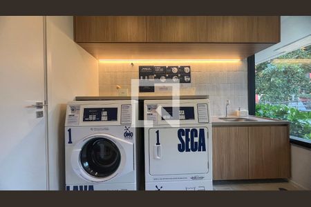 Studio para alugar com 24m², 1 quarto e sem vaga Studio para alugar com 24m², 1 quarto e sem vagaLavanderia