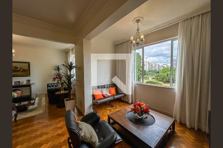 Apartamento à venda com 240m², 3 quartos e 1 vagaSala