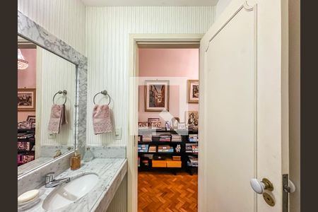 Apartamento à venda com 240m², 3 quartos e 1 vagaLavabo