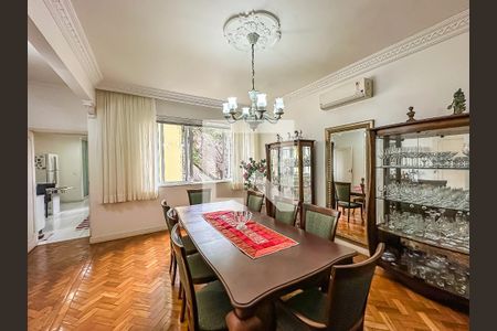 Apartamento à venda com 240m², 3 quartos e 1 vagaCopa