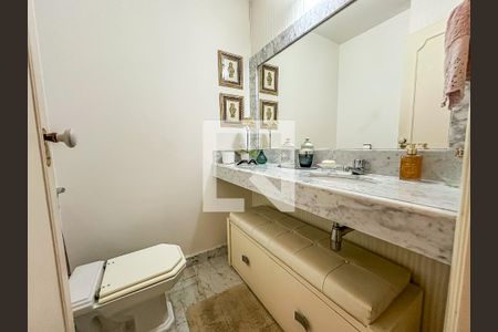 Apartamento à venda com 240m², 3 quartos e 1 vagaLavabo