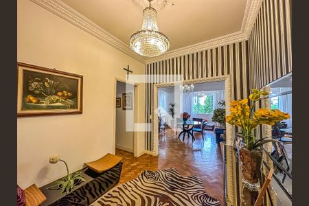 Apartamento à venda com 240m², 3 quartos e 1 vagaSala