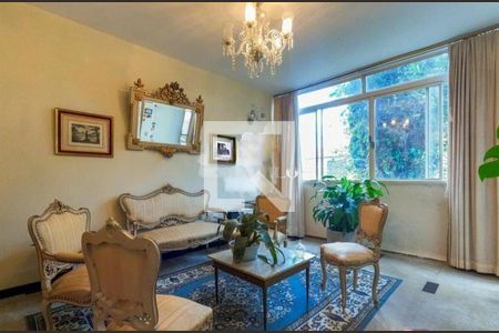 Casa à venda com 4 quartos, 400m² em Chácara Tatuapé, São Paulo