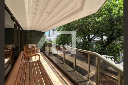 Apartamento à venda com 217m², 4 quartos e 2 vagasFoto 07