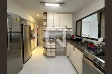 Apartamento à venda com 217m², 4 quartos e 2 vagasFoto 40