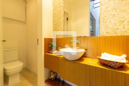 Lavabo de casa à venda com 4 quartos, 390m² em Jardim das Bandeiras, São Paulo