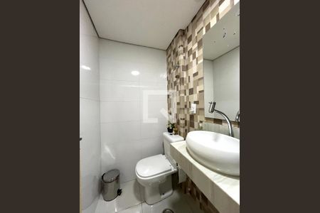 Apartamento à venda com 70m², 3 quartos e 2 vagasBanheiro Corredor