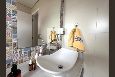 Apartamento à venda com 70m², 3 quartos e 2 vagasBanheiro da Suíte