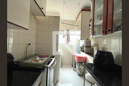 Apartamento à venda com 70m², 3 quartos e 2 vagasCozinha