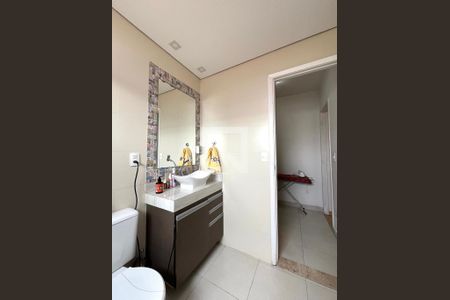 Apartamento à venda com 70m², 3 quartos e 2 vagasBanheiro da Suíte