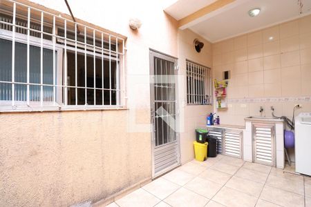 Casa à venda com 104m², 2 quartos e 1 vagaÁrea de Serviço