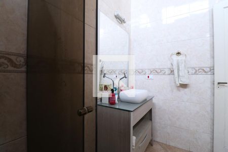 Casa à venda com 104m², 2 quartos e 1 vagaBanheiro 2