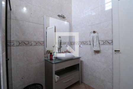 Casa à venda com 104m², 2 quartos e 1 vagaBanheiro 2