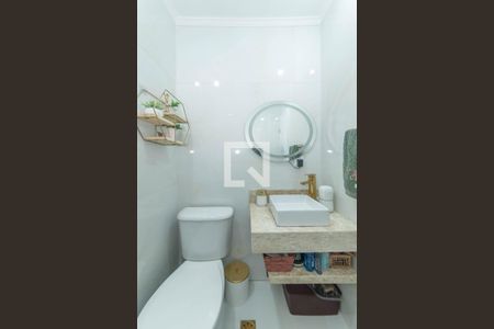 Casa de condomínio à venda com 100m², 2 quartos e 2 vagasBanheiro