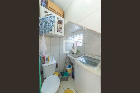 Casa de condomínio à venda com 100m², 2 quartos e 2 vagasLavanderia