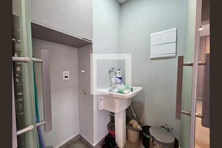 Apartamento à venda com 70m², 2 quartos e 1 vaga Apartamento à venda com 70m², 2 quartos e 1 vagaÁrea de Serviço