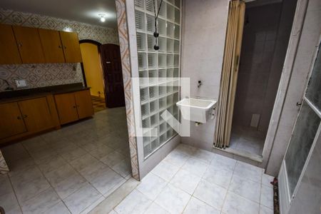 Casa de condomínio à venda com 70m², 2 quartos e 2 vagasÁrea de Serviço