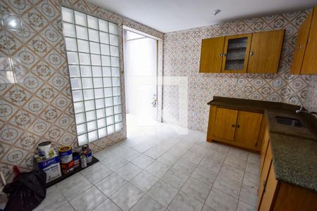 Casa de condomínio à venda com 70m², 2 quartos e 2 vagasCozinha