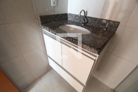 Apartamento para alugar com 75m², 3 quartos e 2 vagasBanheiro do Quarto 3