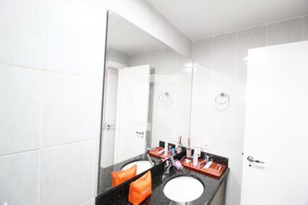 Apartamento para alugar com 170m², 4 quartos e 2 vagasBanheiro do Quarto 3