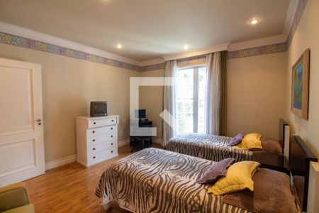 Casa para alugar com 762m², 7 quartos e 4 vagasSuíte 1