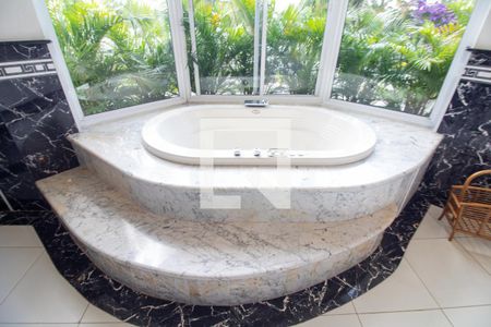 Casa para alugar com 762m², 7 quartos e 4 vagasBanheiro da Suíte 4