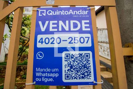 Casa à venda com 500m², 2 quartos e 5 vagasPlaquinha instalada na fachada