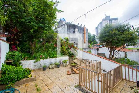 Casa à venda com 500m², 2 quartos e 5 vagasQuintal