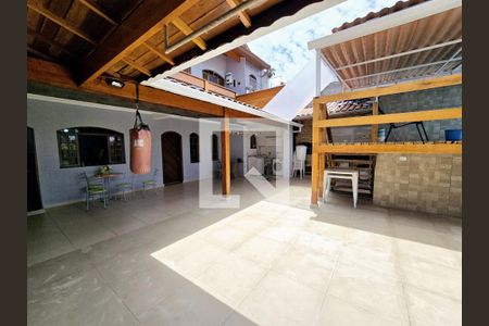 Casa à venda com 270m², 3 quartos e 6 vagasChurrasqueira