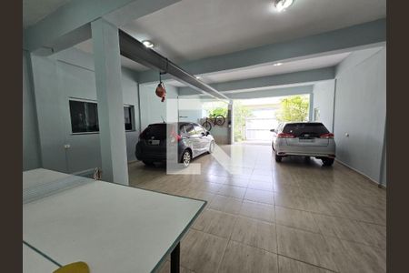 Casa à venda com 270m², 3 quartos e 6 vagasGaragem