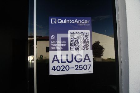 Casa de condomínio para alugar com 94m², 2 quartos e 1 vagaFachada da Casa e Placa