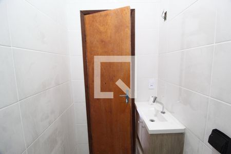 Casa de condomínio para alugar com 94m², 2 quartos e 1 vagaBanheiro Social
