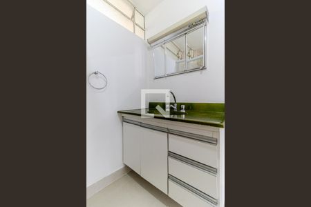 Apartamento à venda com 84m², 2 quartos e sem vaga Apartamento à venda com 84m², 2 quartos e sem vagaBanheiro