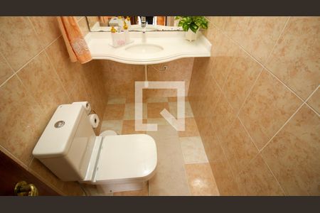 Casa à venda com 300m², 4 quartos e 6 vagasLavabo