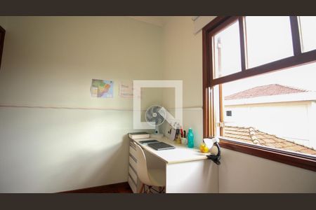 Casa à venda com 300m², 4 quartos e 6 vagasQuarto 2