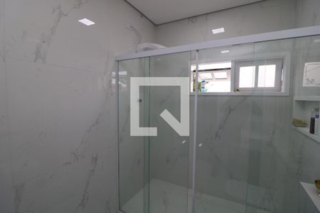 Casa à venda com 300m², 4 quartos e 6 vagasBanheiro da Suíte