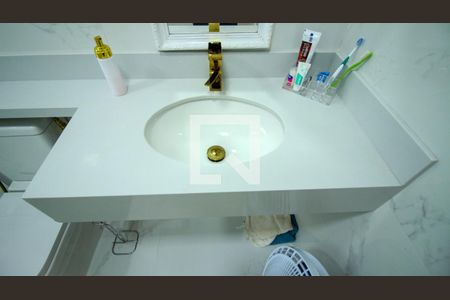 Casa à venda com 300m², 4 quartos e 6 vagasBanheiro